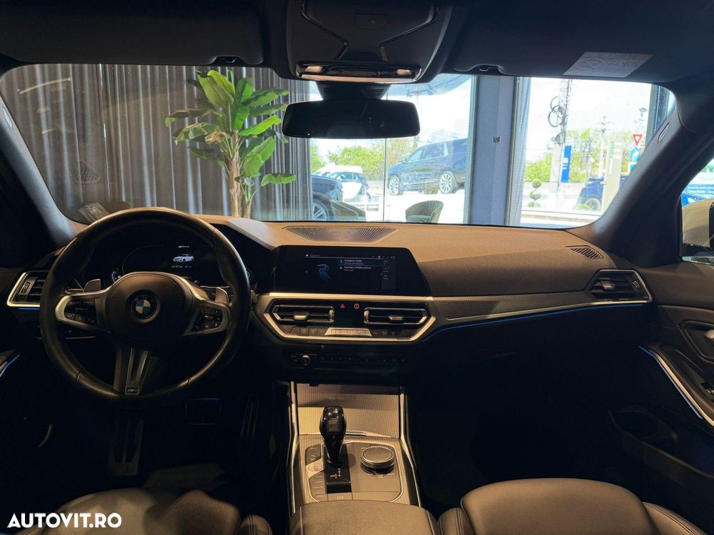 BMW Seria 3 330e iPerformance M Sport - 25