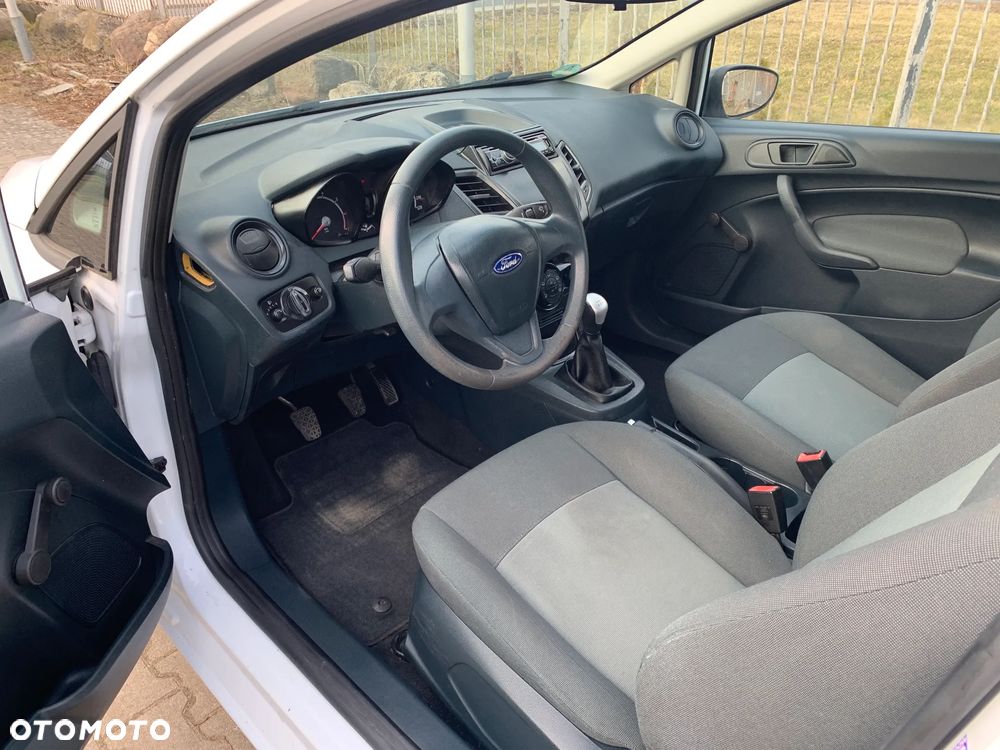 Ford Fiesta - 5