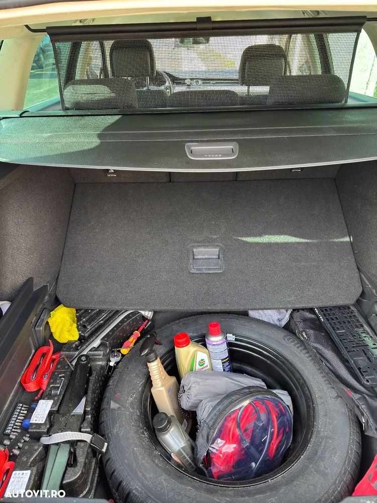 Volkswagen Passat - 6