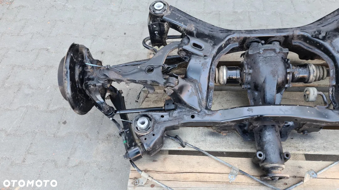 Subaru Forester 3 SH zawieszenie tylne sanki wahacze most napędowy zaciski tarcze - 9