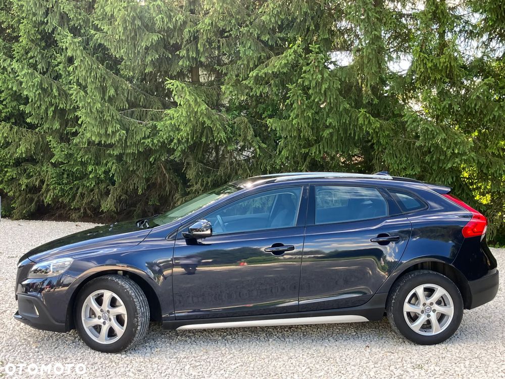Volvo V40 Cross Country D2 Linje Svart - 4