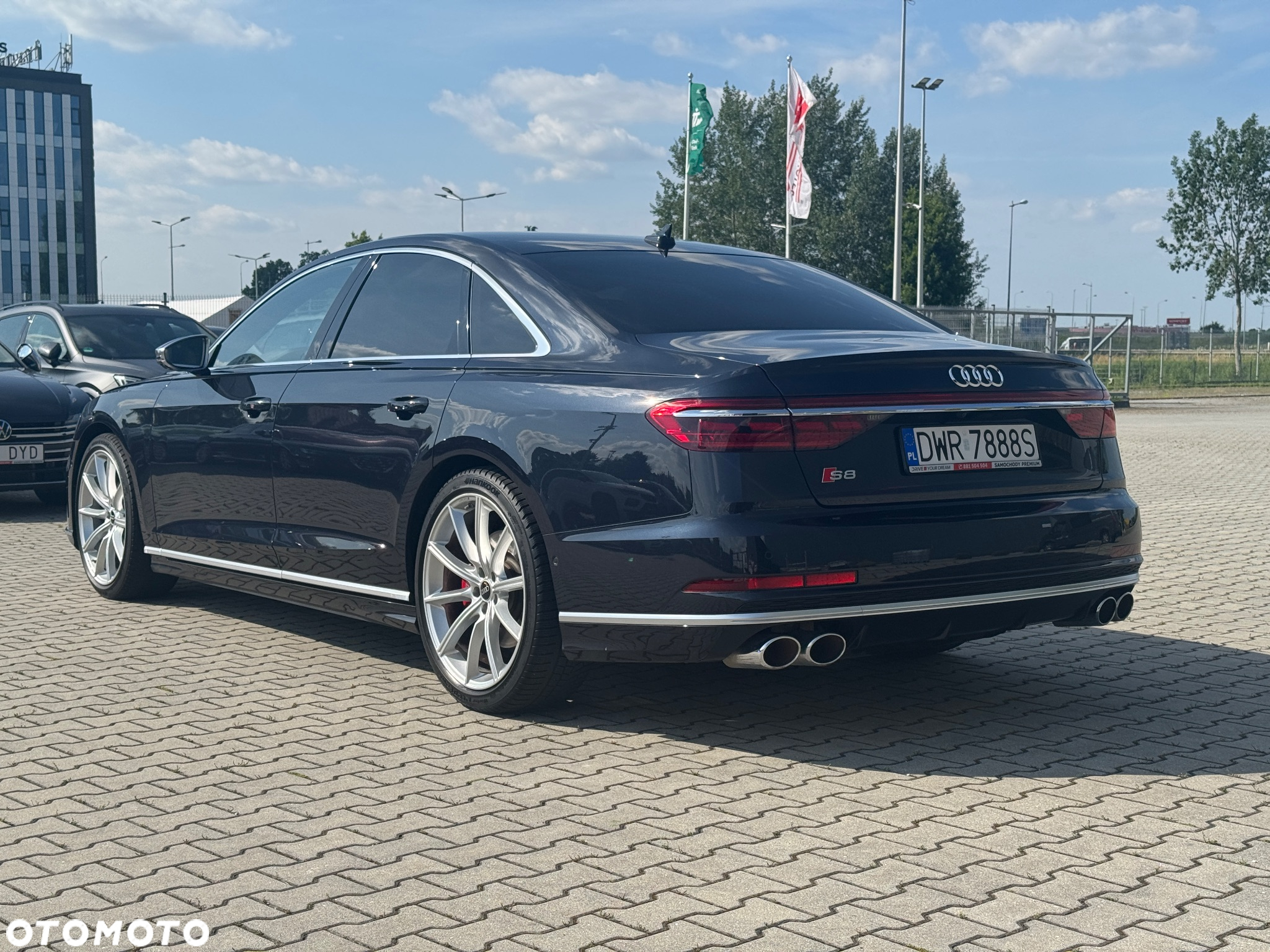 Audi S8 - 4