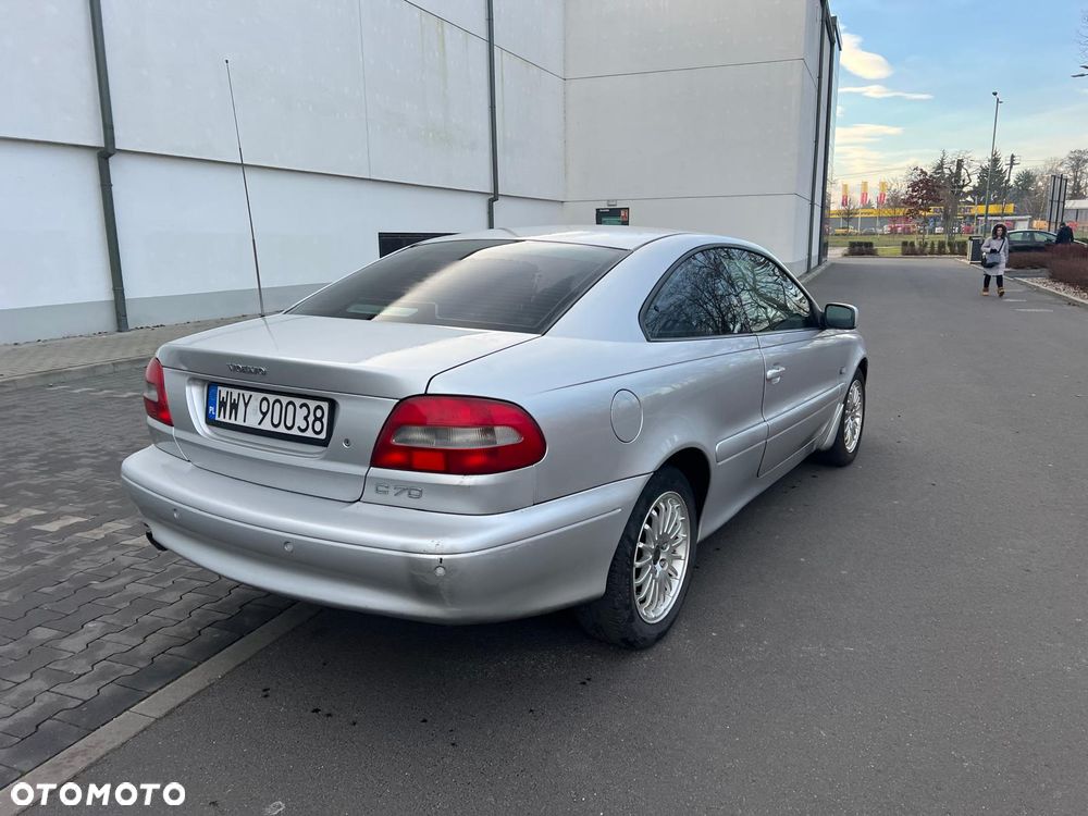 Volvo C70 2.0T - 10