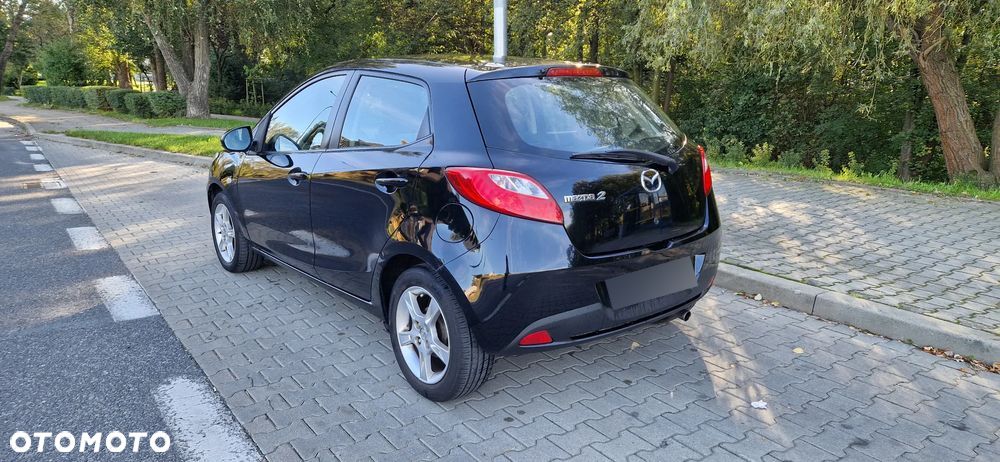 Mazda 2 1.3 Exclusive - 8