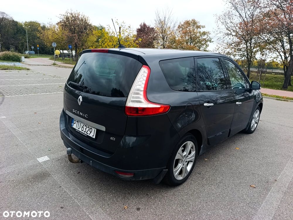 Renault Scenic - 17