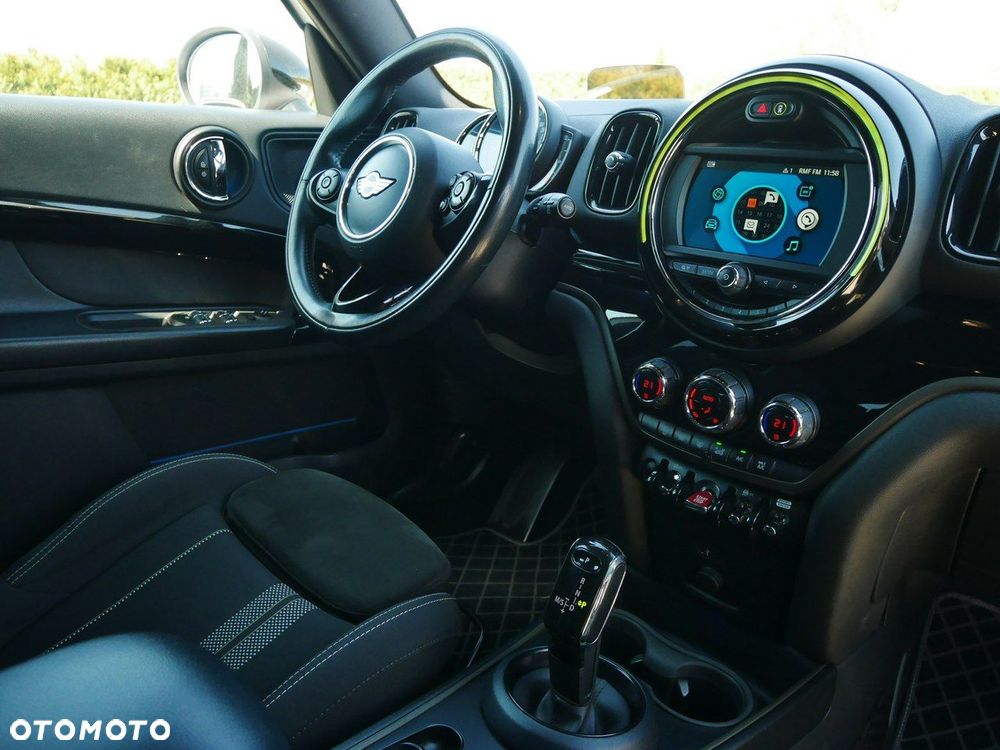 MINI Countryman Cooper D John Cooper Works Trim - 11