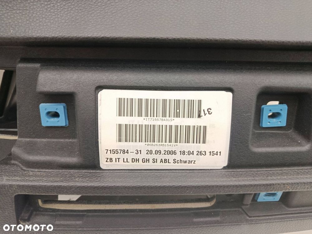 BMW E90 E91 DESKA KONSOLA NAVI KUBKI EUROPA - 6
