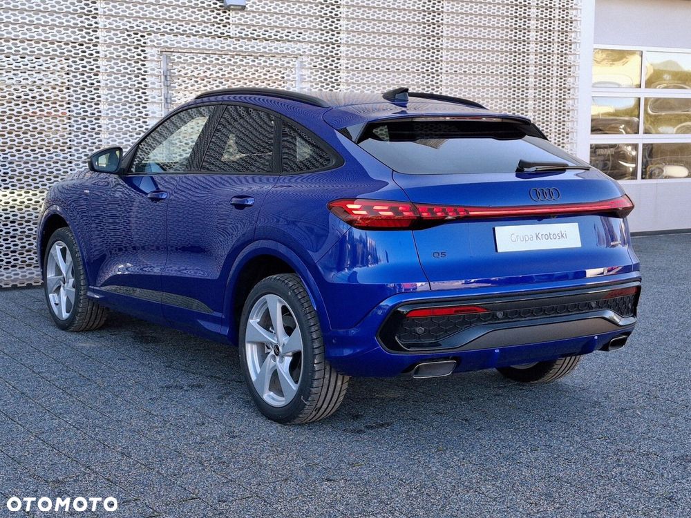 Audi Q5 Sportback - 5