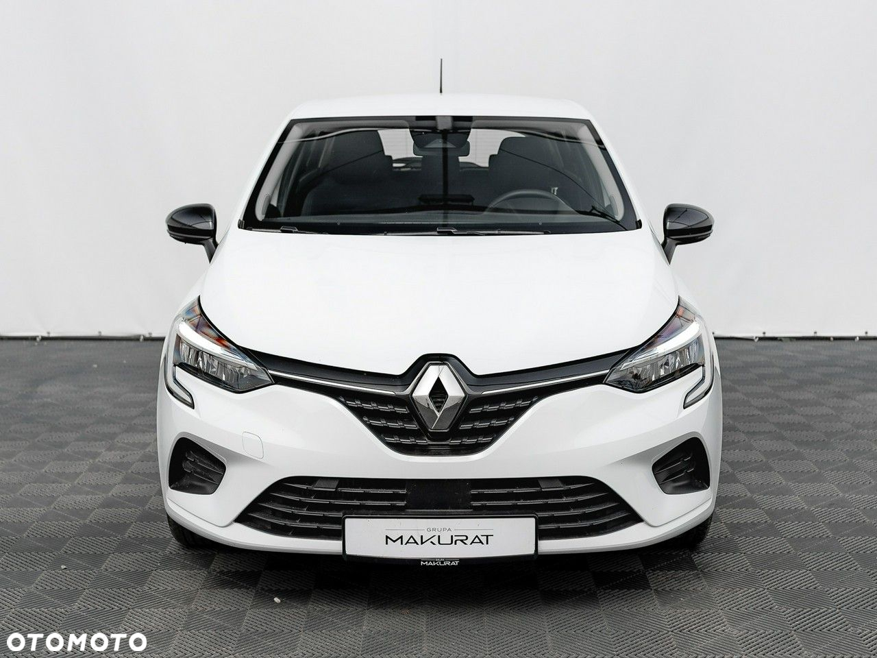 Renault Clio 1.0 TCe Equilibre - 8