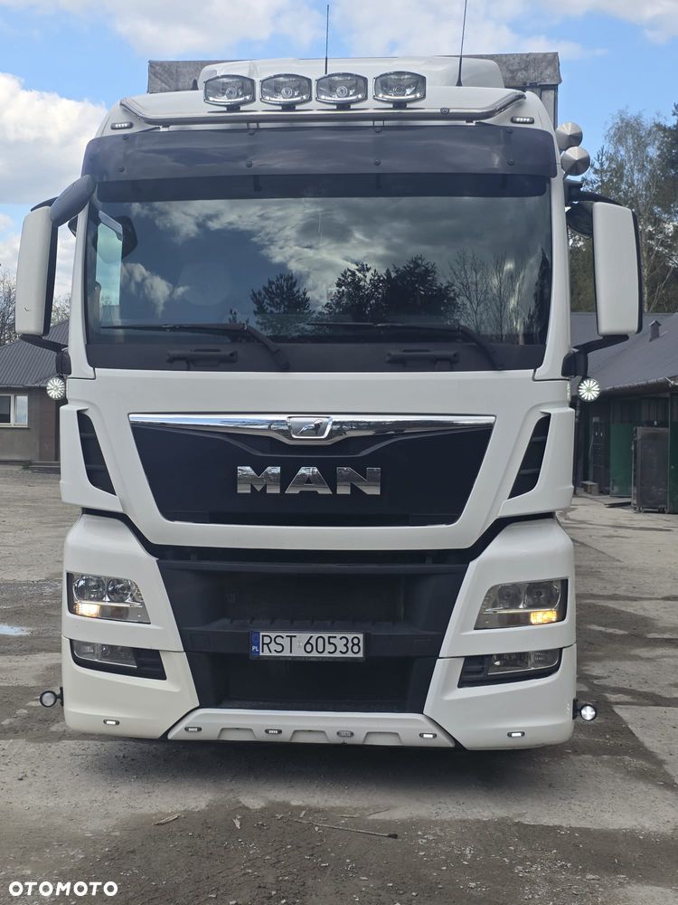 MAN TGX 24.440 6X2-2 LL-U - 3