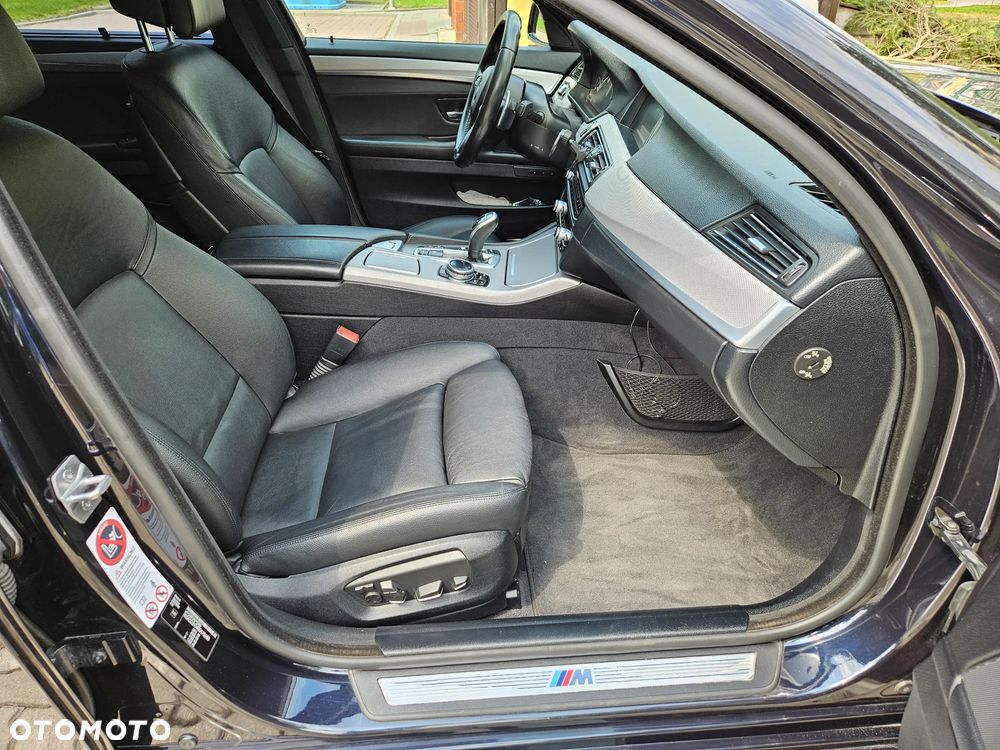 BMW Seria 5 530d xDrive - 8