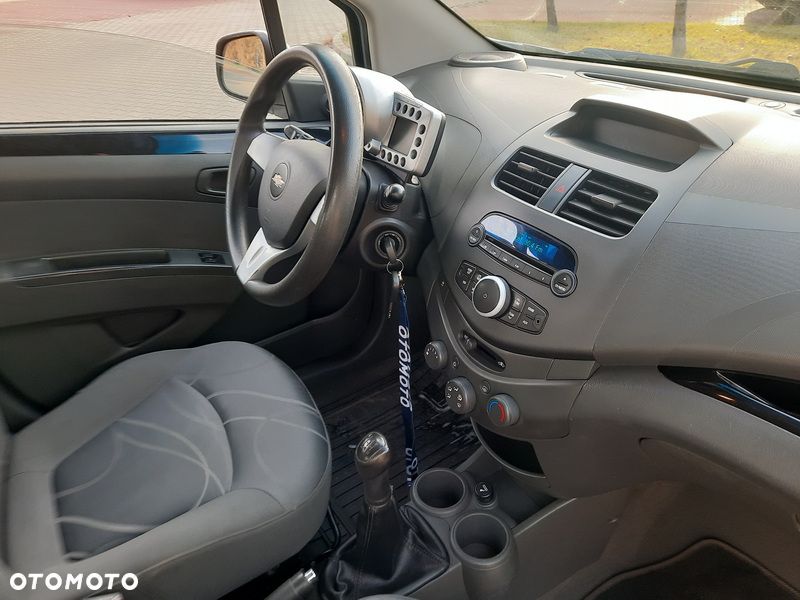 Chevrolet Spark - 5