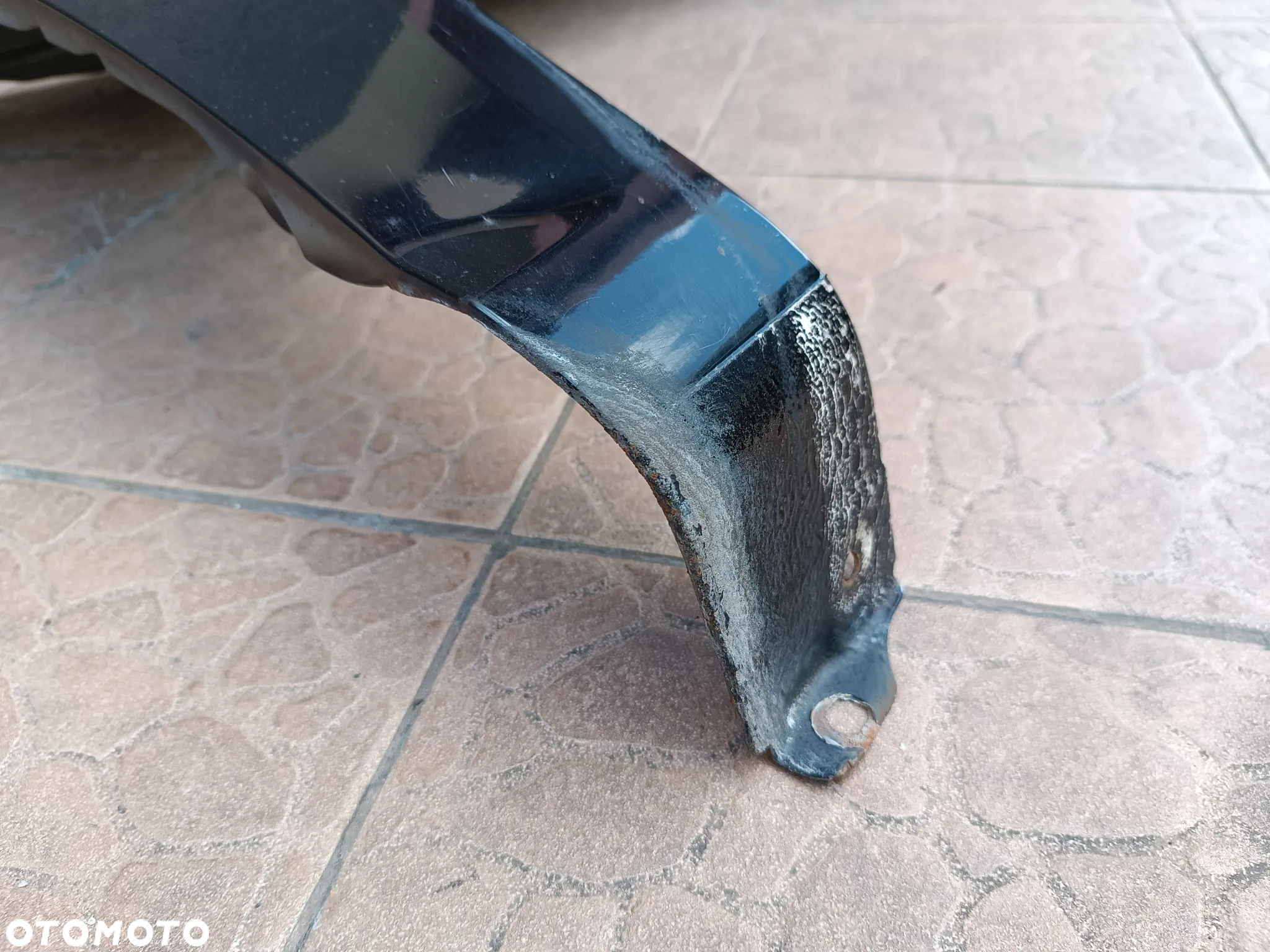 Hyundai Getz FL LIFT (2006-2010) błotnik PRAWY przód przedni Czarny kod lakieru EB - 4