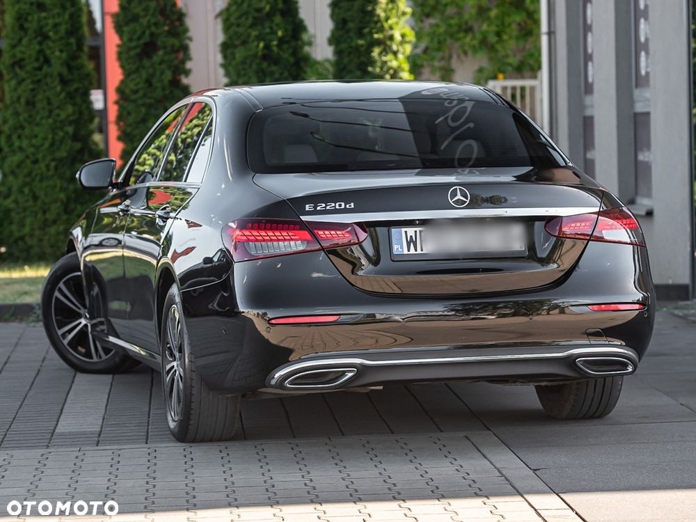 Mercedes-Benz Klasa E 220 d Business Edition 9G-TRONIC - 9