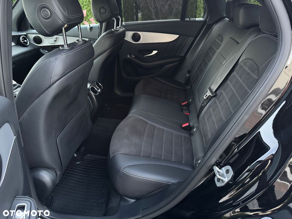 Mercedes-Benz GLC - 23