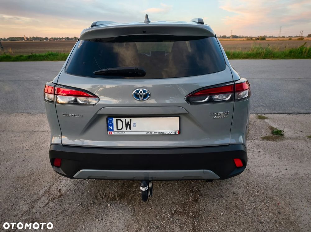 Toyota Corolla Cross 2.0 Hybrid Style AWD - 18