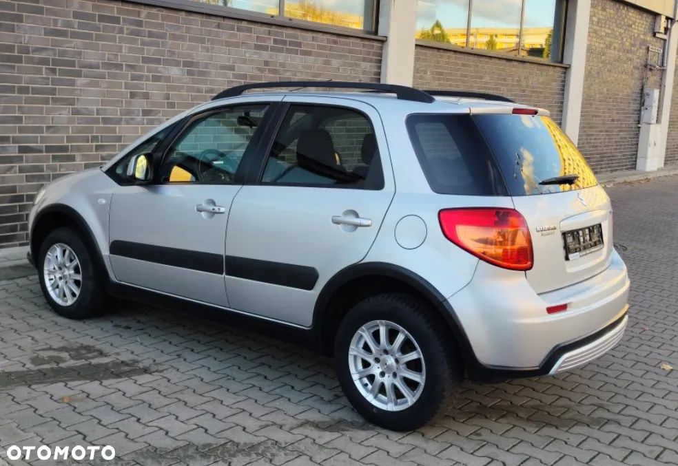 Suzuki SX4 1.6 VVT 4x4 Comfort - 3