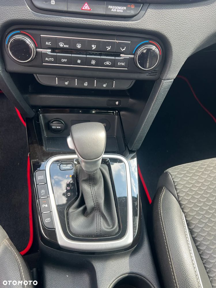 Kia Ceed - 20