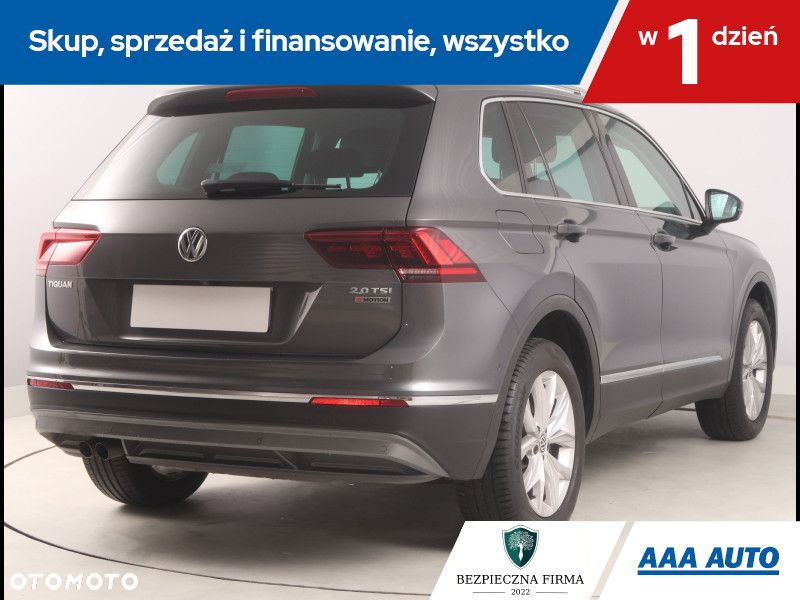 Volkswagen Tiguan - 6