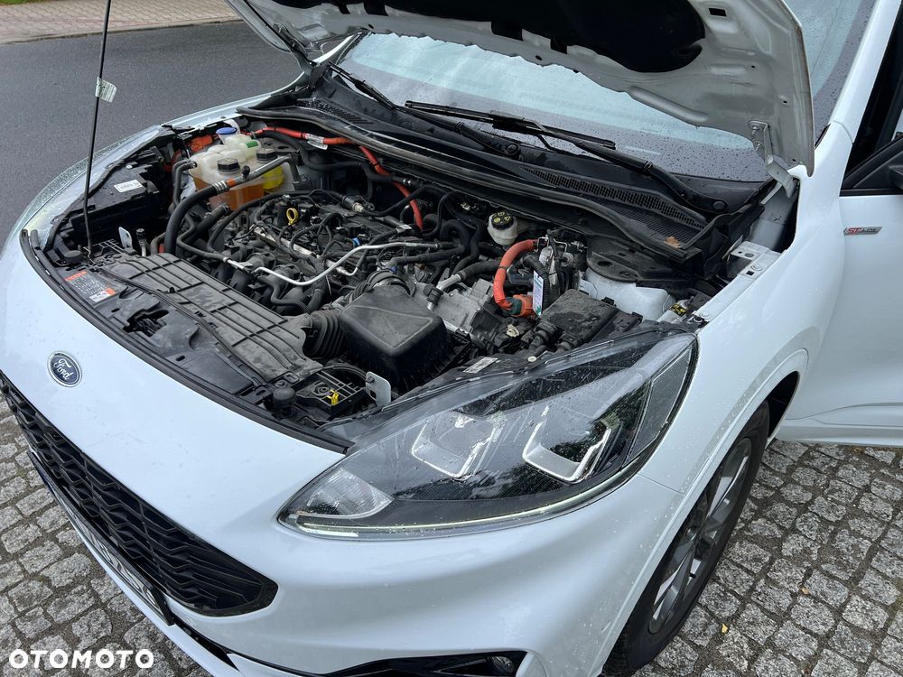 Ford Kuga 2.5 Duratec FHEV ST-LINE - 40