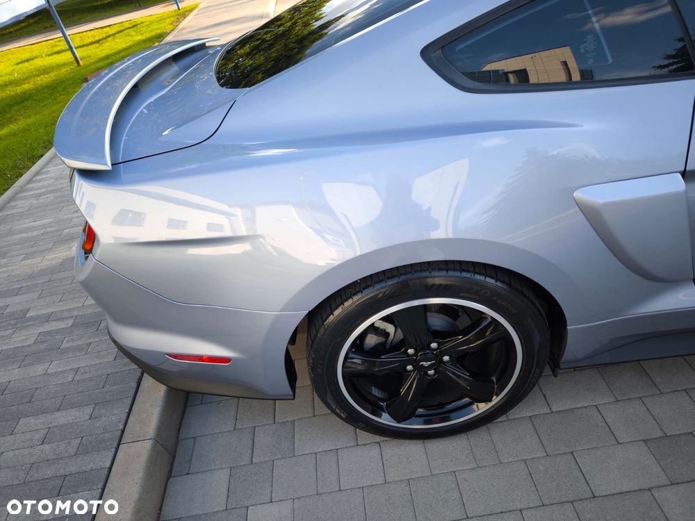 Ford Mustang 2.3 EcoBoost - 28