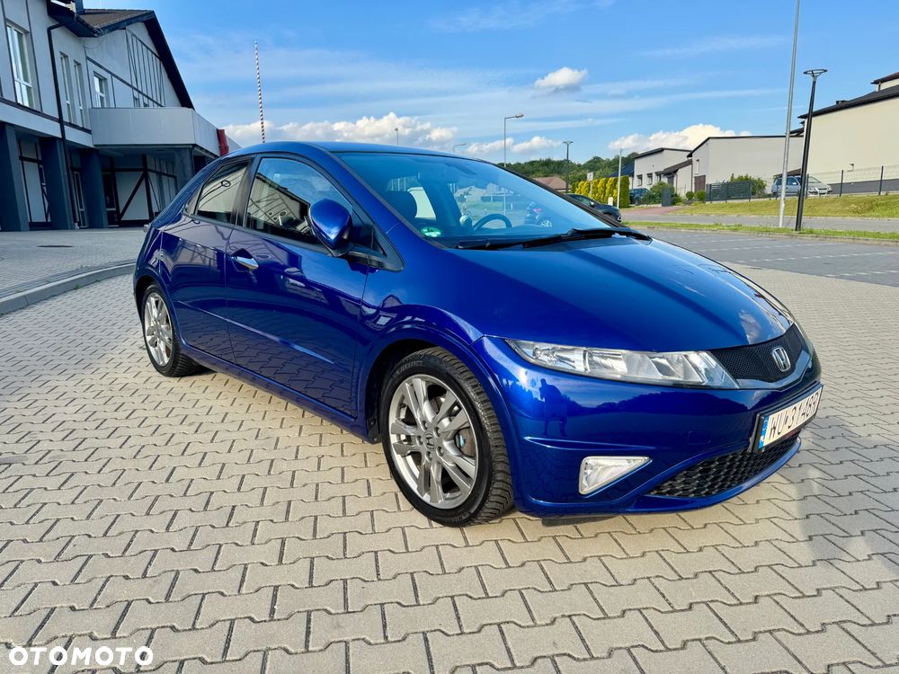 Honda Civic 1.8 GT Special Edition - 11