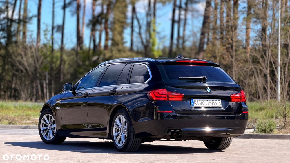BMW Seria 5 520d Luxury Line - 28