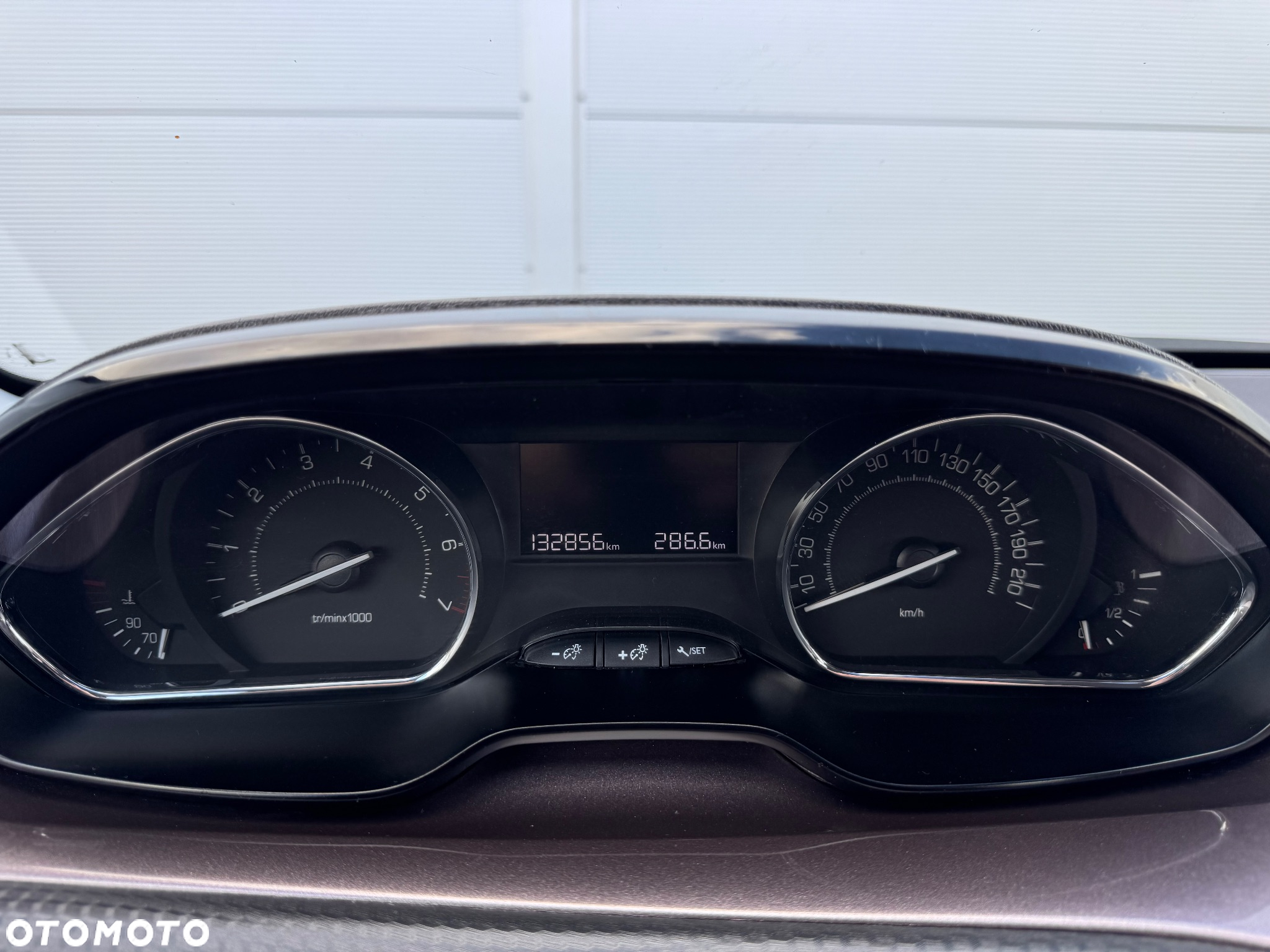 Peugeot 2008 1.2 Pure Tech Active - 21