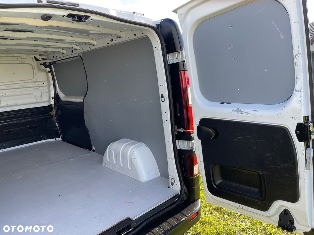 Renault Trafic - 26