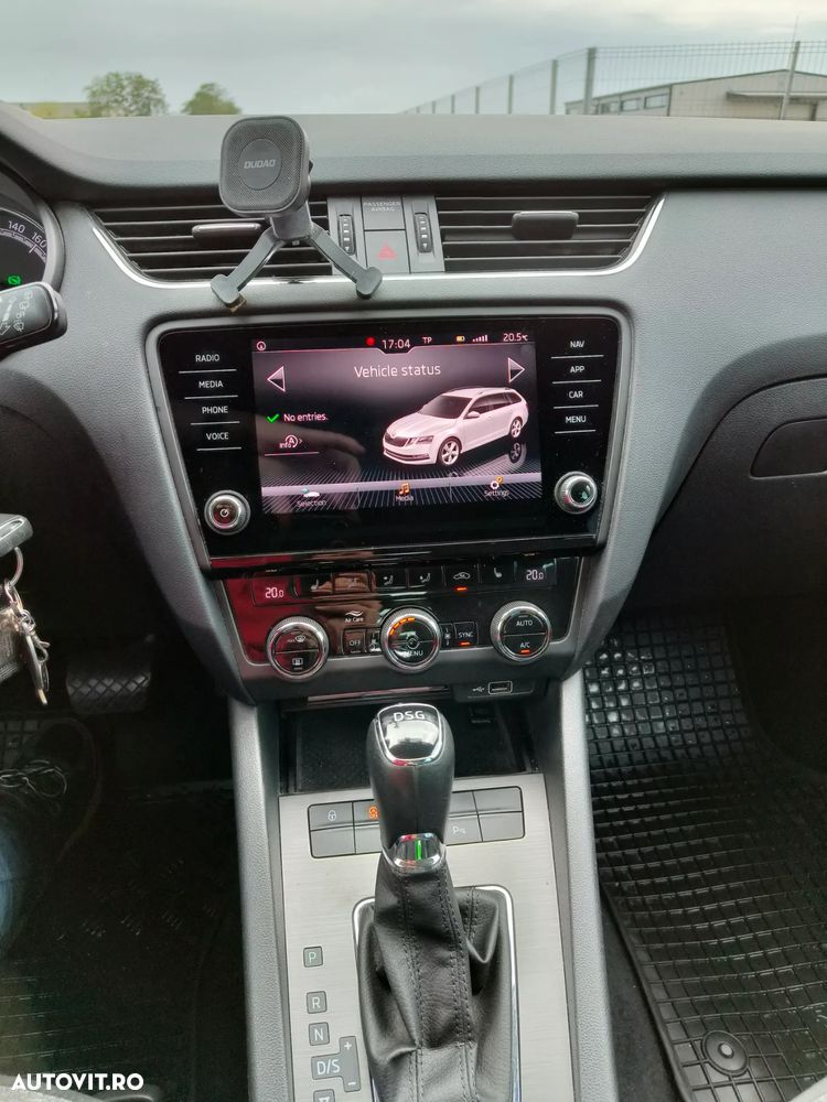 Skoda Octavia Combi Diesel 2.0 TDI DSG Style - 11