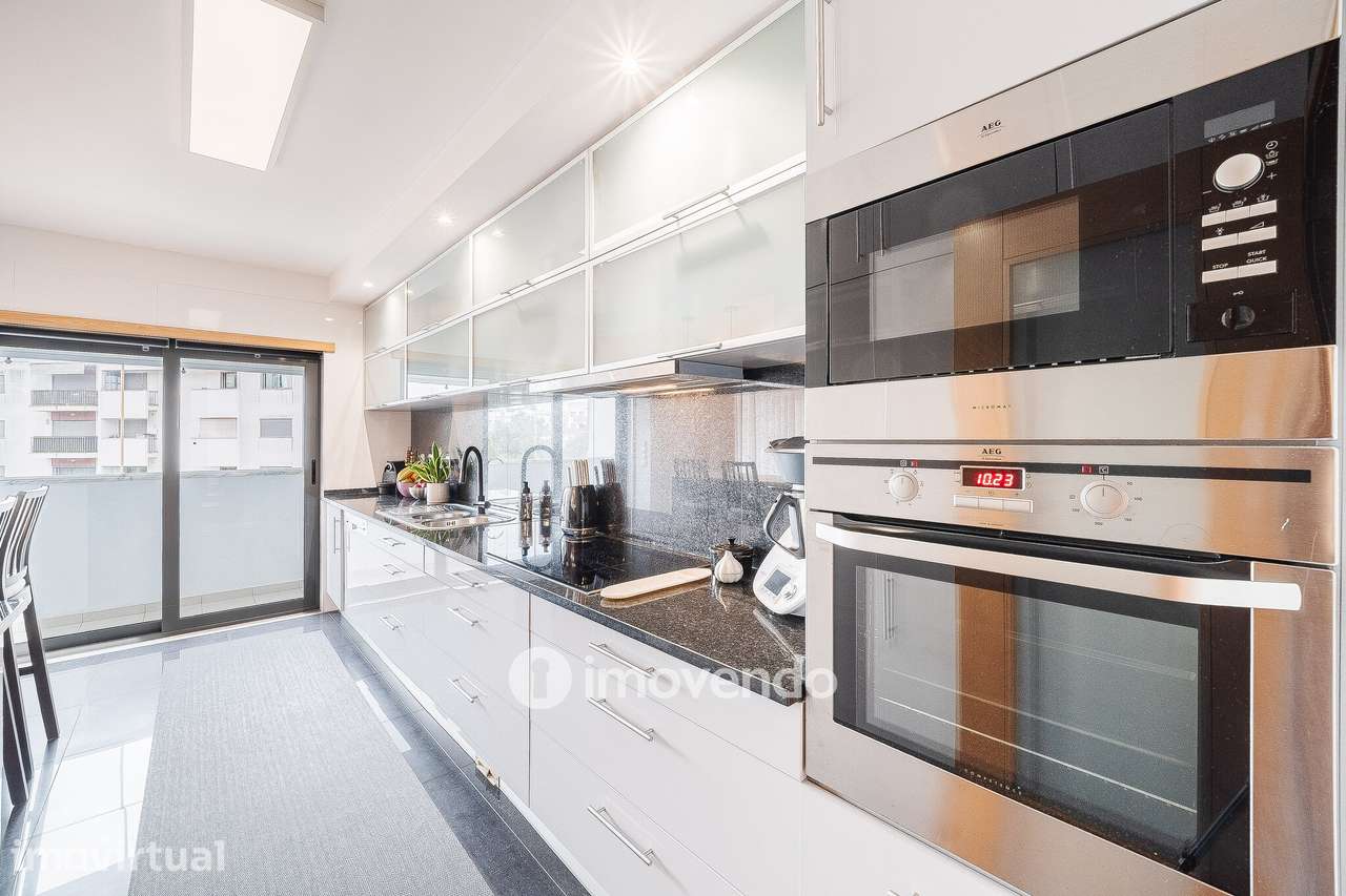 Apartamento T2 moderno, com garagem, em Carnaxide - Grande imagem: 5/49