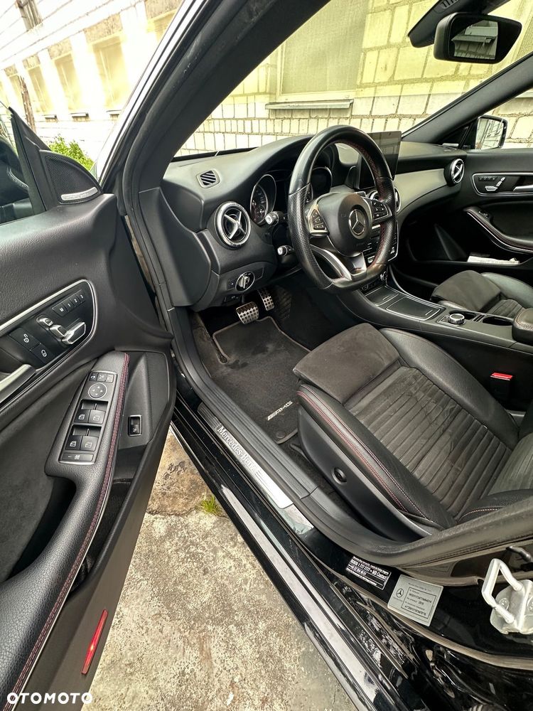Mercedes-Benz CLA 220 4-Matic - 9