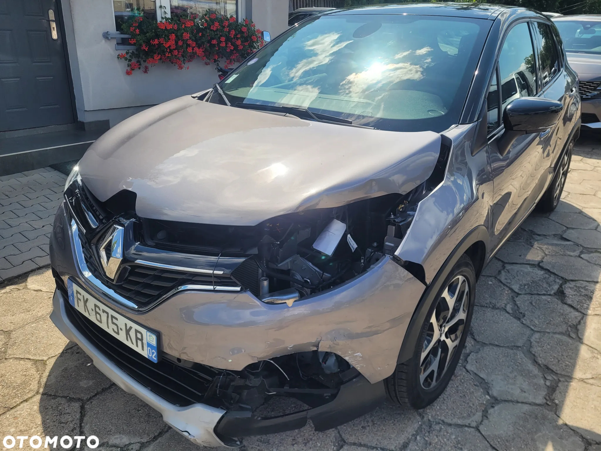 Renault Captur TCe 100 INTENS - 8
