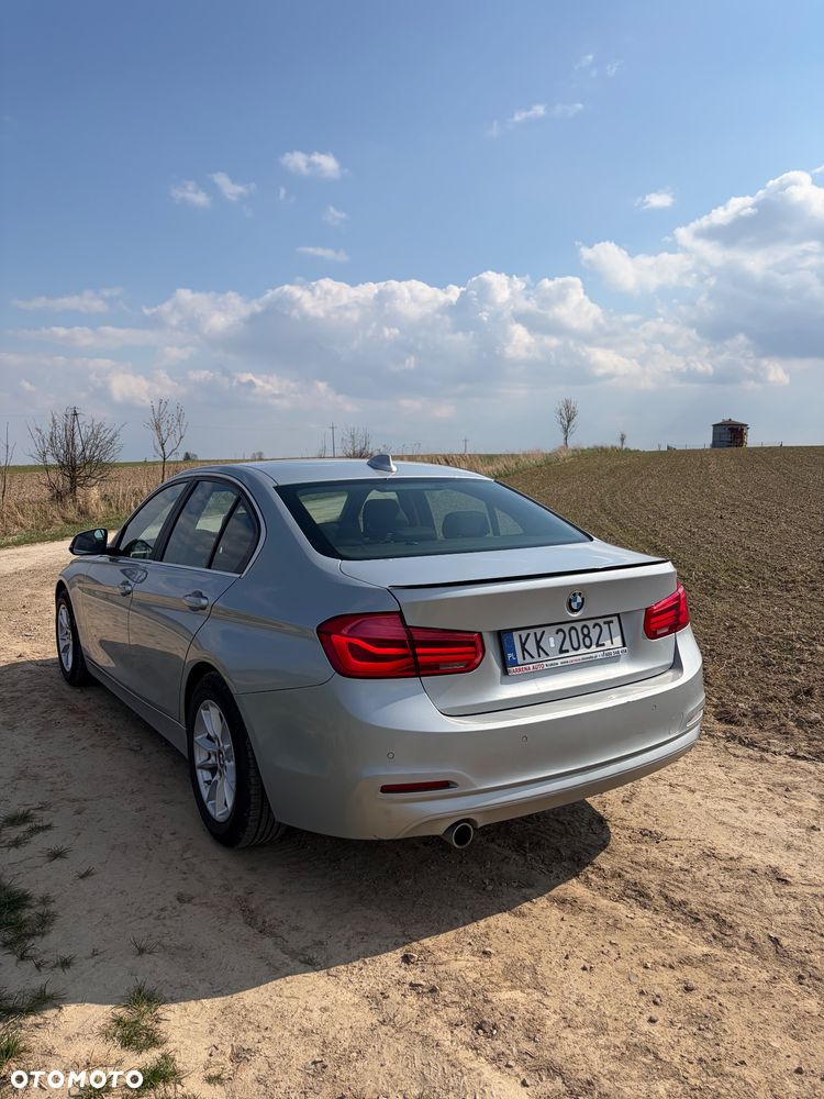 BMW Seria 3 318d - 2