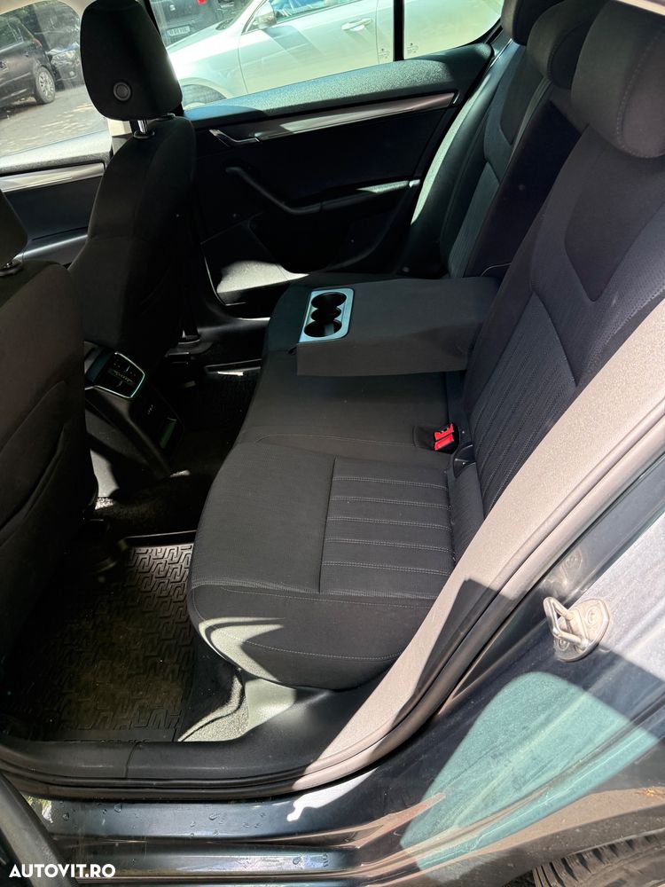 SKODA Octavia 2020 — imagine 15