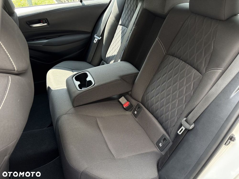 Toyota Corolla - 15