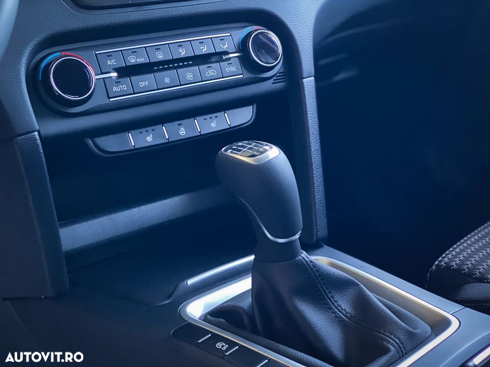 Kia XCeed 1.0 T-GDI 6MT City - 15