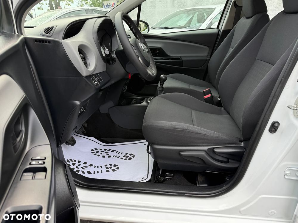 Toyota Yaris 1.5 Active - 9