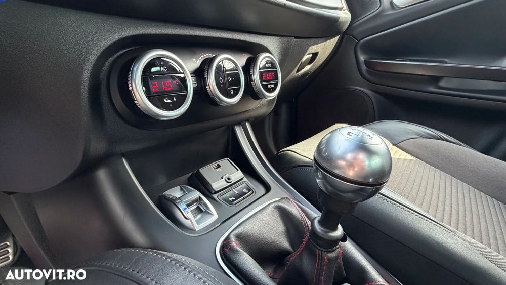 Alfa Romeo Giulietta 2.0 JTDM 16V Sport - 7