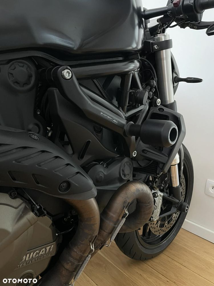 Ducati Monster - 13