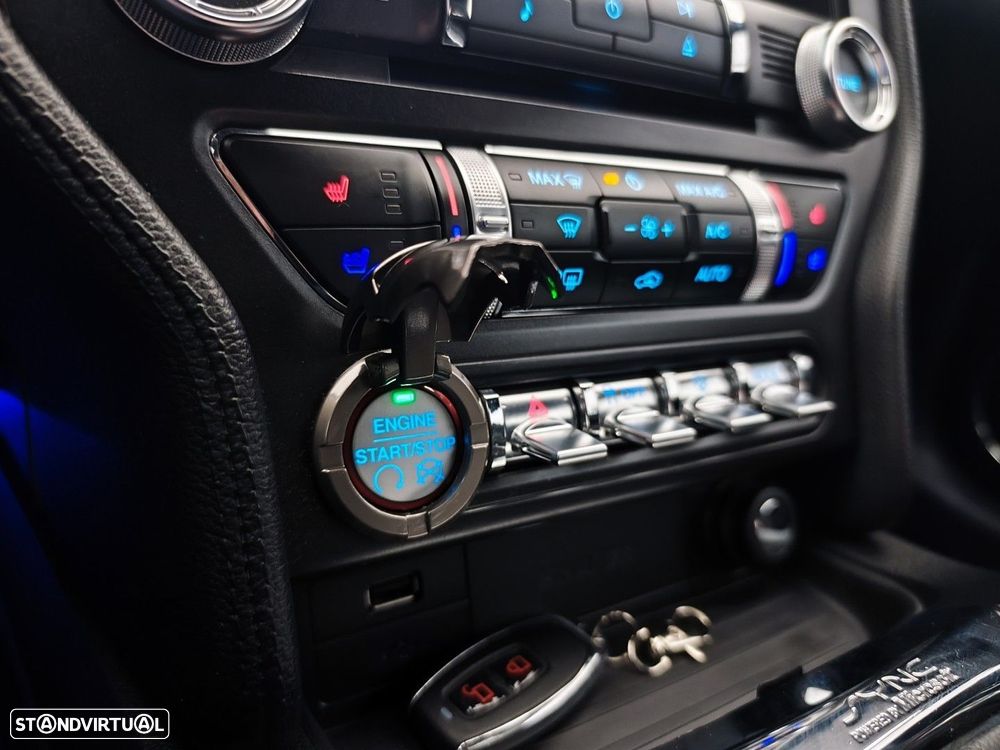 Ford Mustang 5.0 Ti-VCT GT - 24