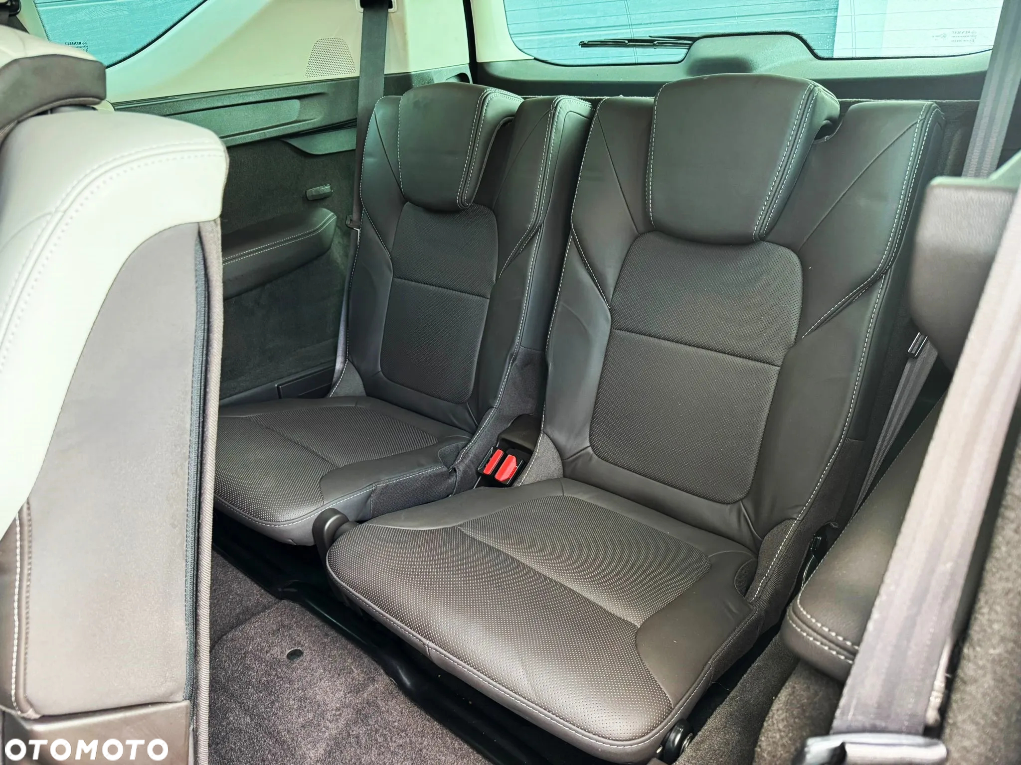Renault Espace 1.6 dCi Energy Initiale Paris EDC 7os - 8