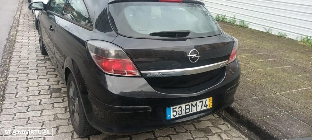 Opel Astra GTC 1.3 CDTi - 3