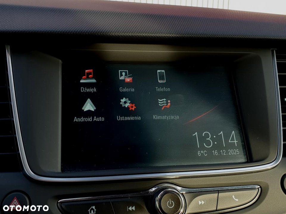 Opel Crossland X - 22