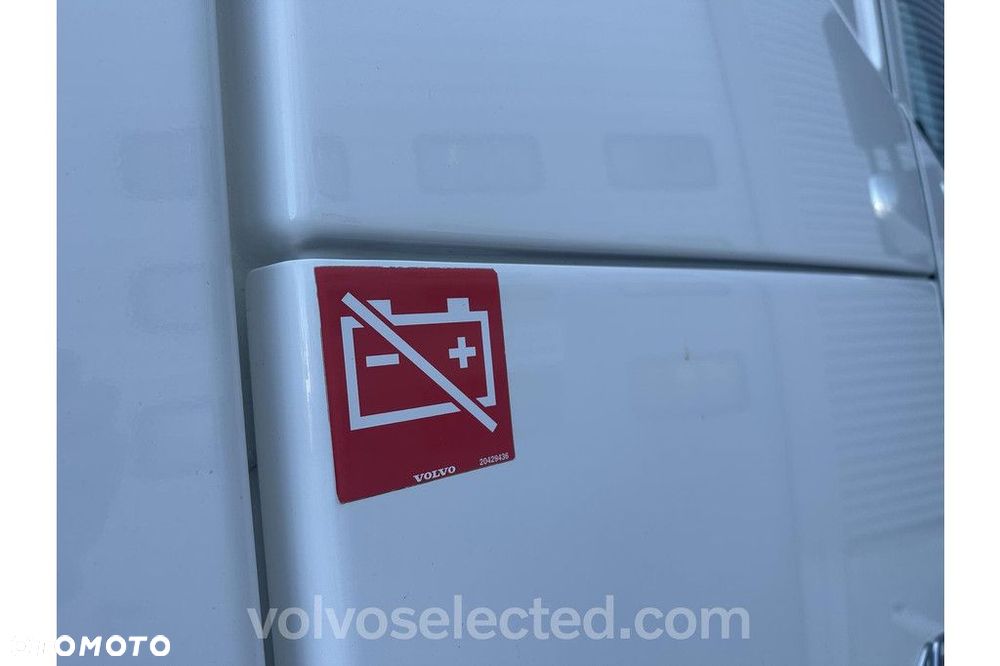Volvo FH 4x2 460KM I-Save ADR Globetrotter XL!!! - 18