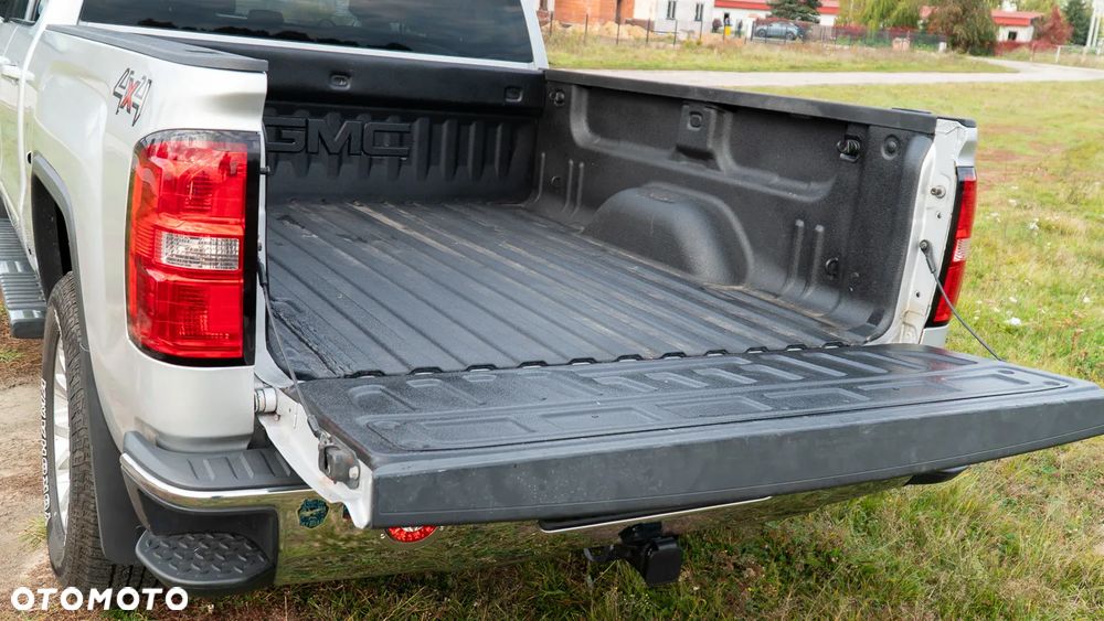 GMC Sierra - 31