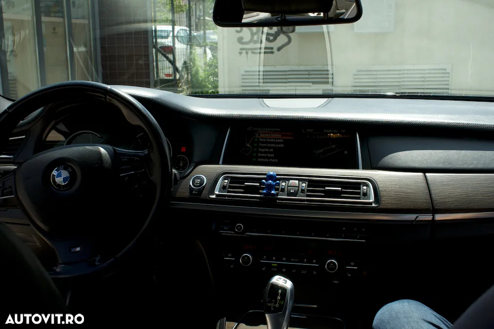 BMW Seria 7 750d xDrive - 13