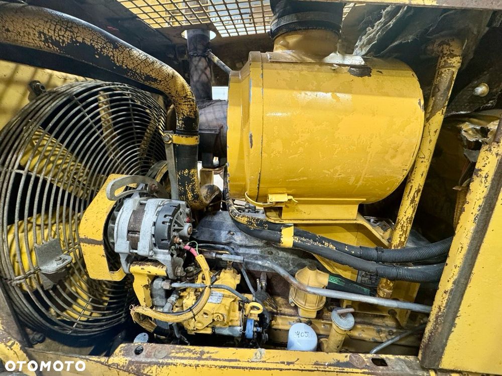 Caterpillar D6M LGP - 10