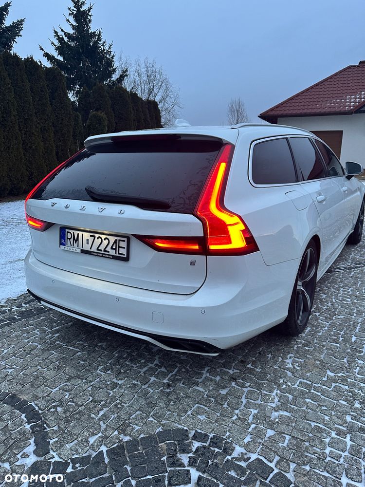 Volvo V90 D3 R-Design - 9