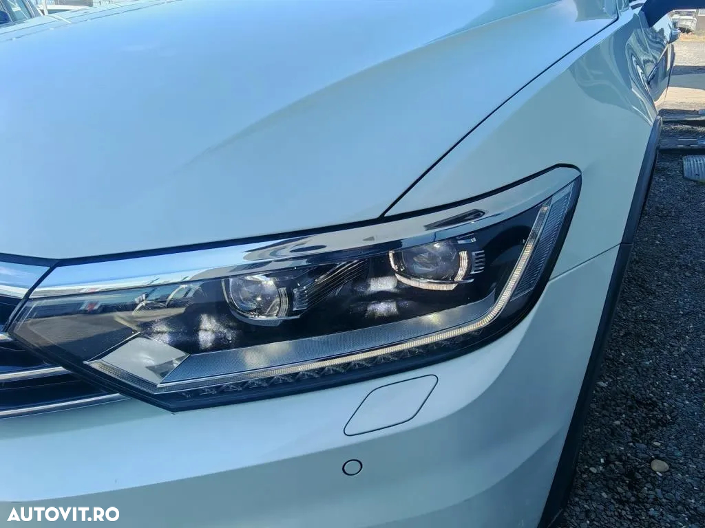 Volkswagen Passat Alltrack 2.0 biTDI 4Mot DSG - 34